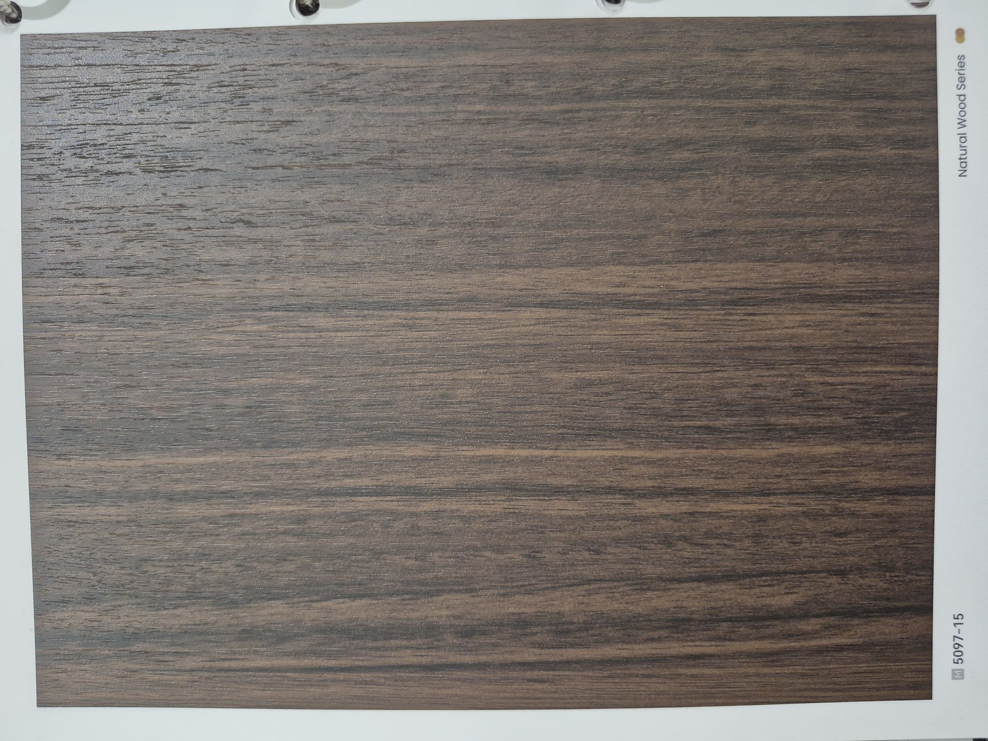 Древесное зерно Lami 5097-15 8 мм